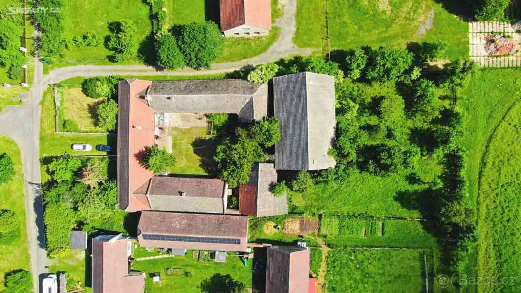 Velká zemědělská usedlost  - foto 2