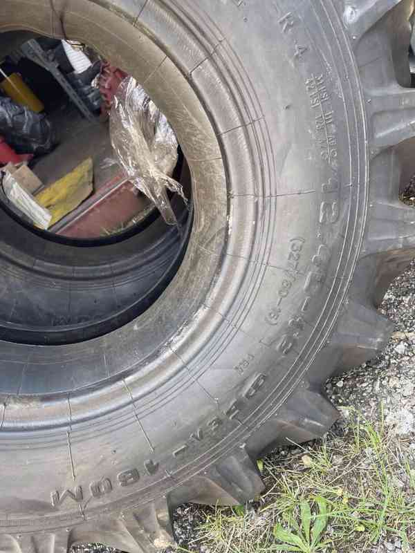 Přodám komplekt pneumatik na Belorus  320.1-4: 422,1-4 - foto 3
