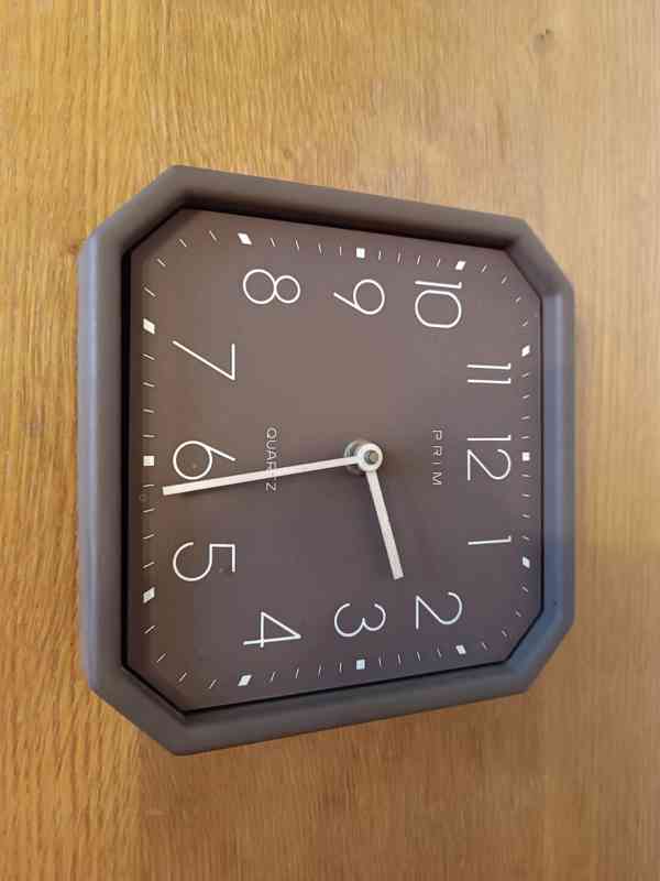 Hodiny PRIM – nástěnné  - foto 2