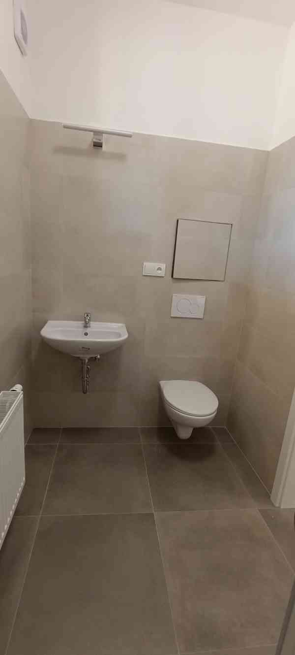 Nový byt 2+kk s terasou a zahrádkou okr. Znojmo - foto 10