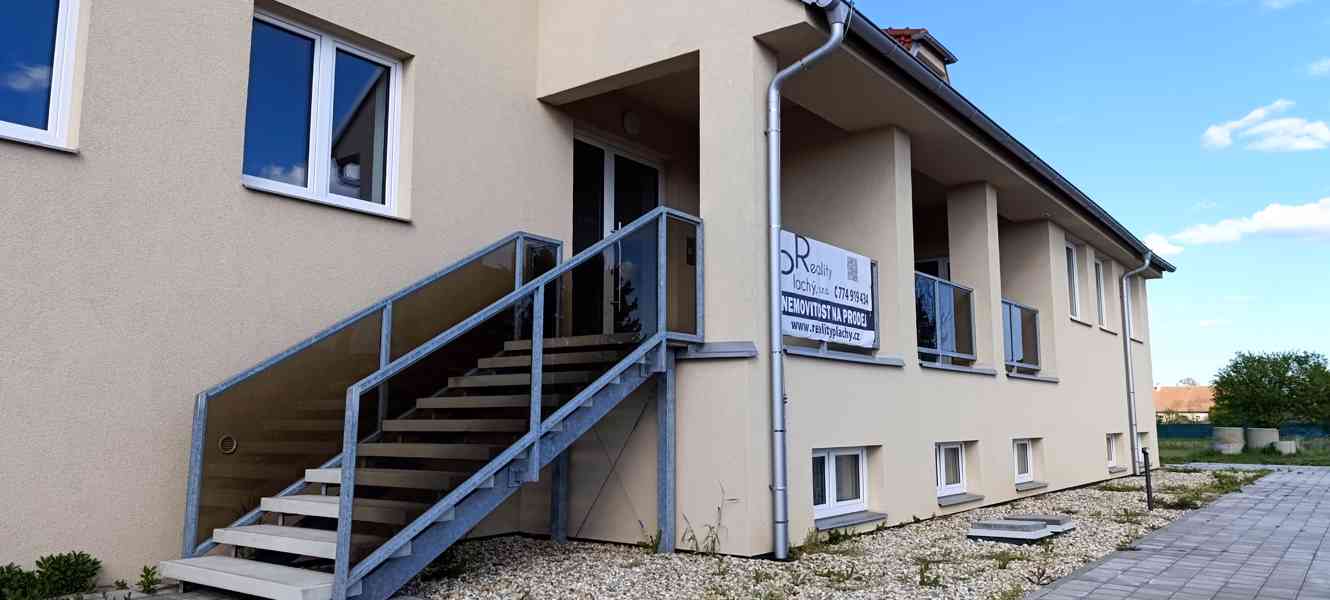 Nový byt 2+kk s terasou a zahrádkou okr. Znojmo - foto 15