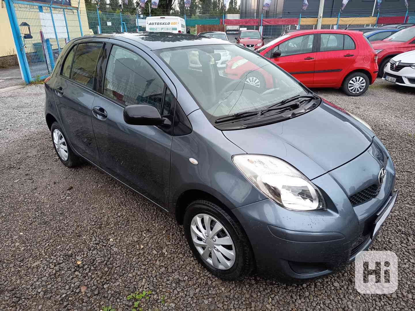 Toyota Yaris 1,0VVT-i Comfort ČR  - foto 1
