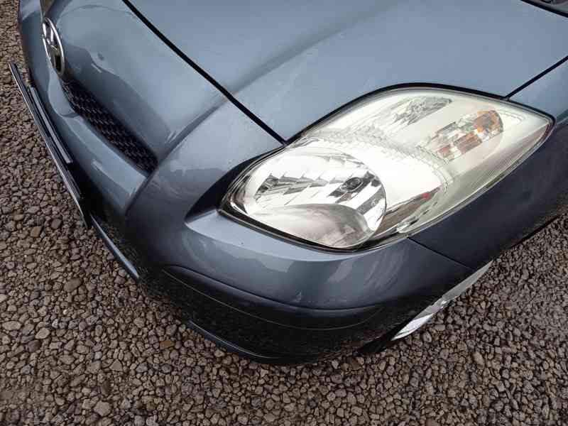 Toyota Yaris 1,0VVT-i Comfort ČR  - foto 7
