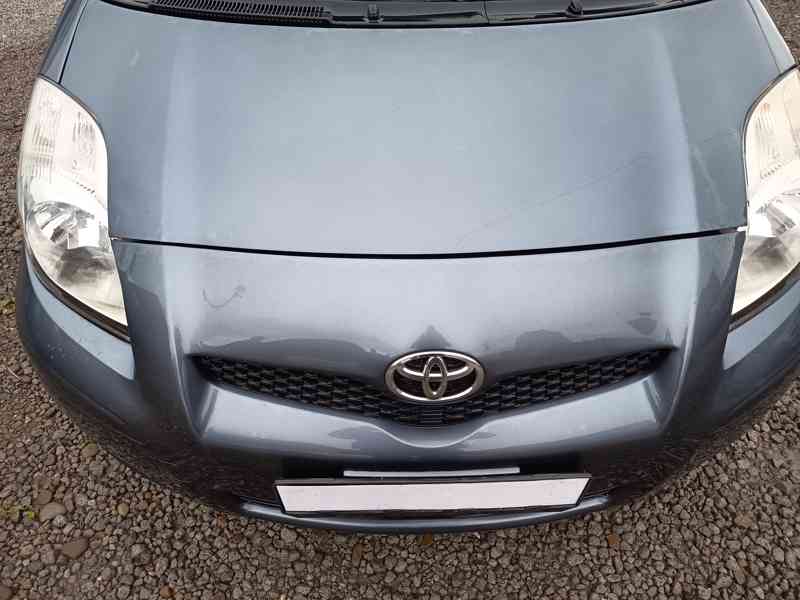 Toyota Yaris 1,0VVT-i Comfort ČR  - foto 6