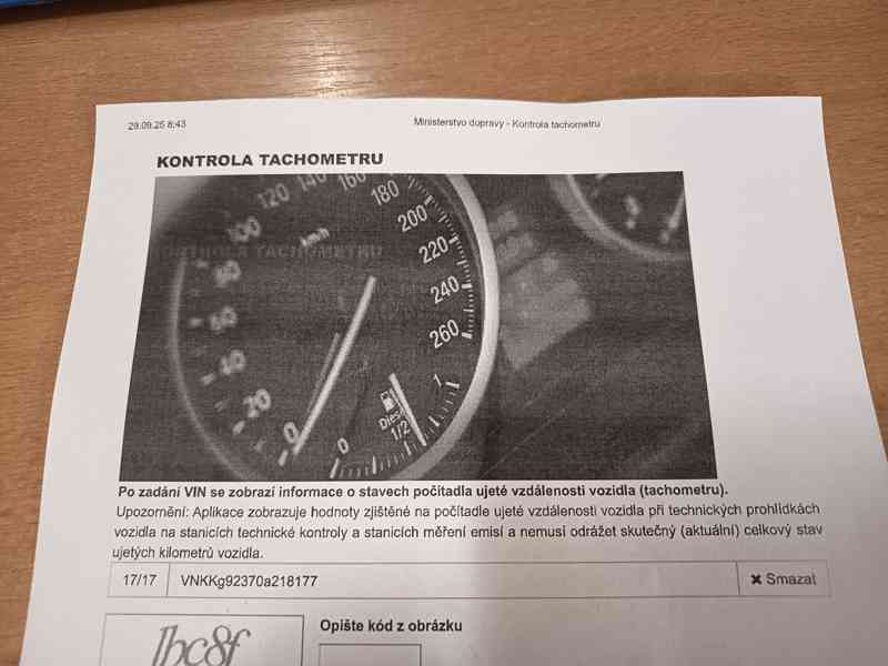 Toyota Yaris 1,0VVT-i Comfort ČR  - foto 19