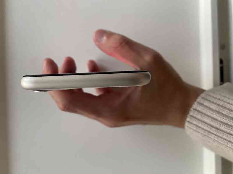 iPhone 11 128 GB - Perfektní stav - foto 6