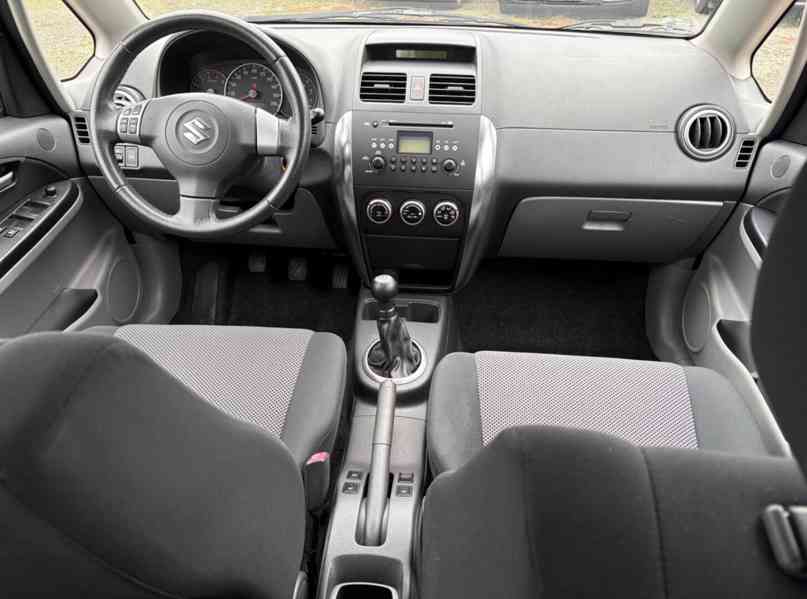 Suzuki SX4 1.6i 4x4 Comfort benzín 79kw - foto 10