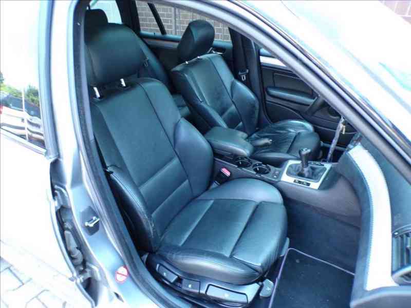 BMW 320 I , 125kW  2,2i M-PAKET - TOP stav - foto 16