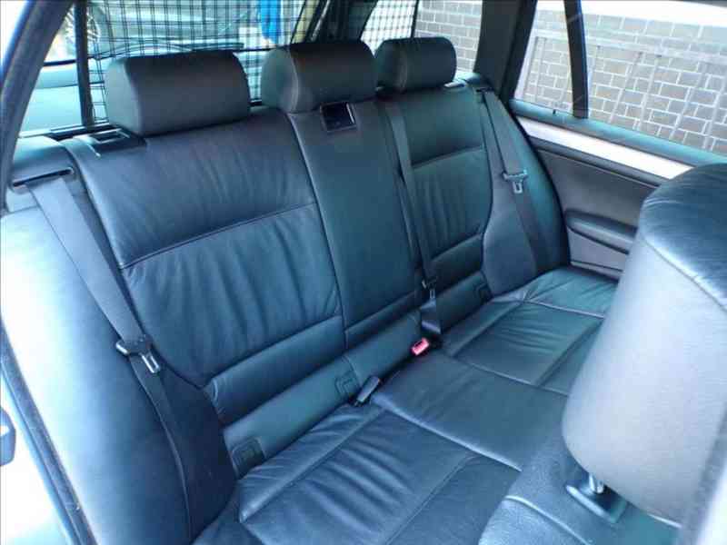 BMW 320 I , 125kW  2,2i M-PAKET - TOP stav - foto 15
