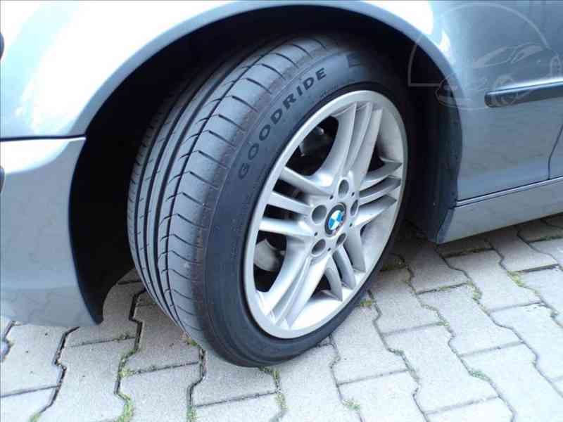 BMW 320 I , 125kW  2,2i M-PAKET - TOP stav - foto 20