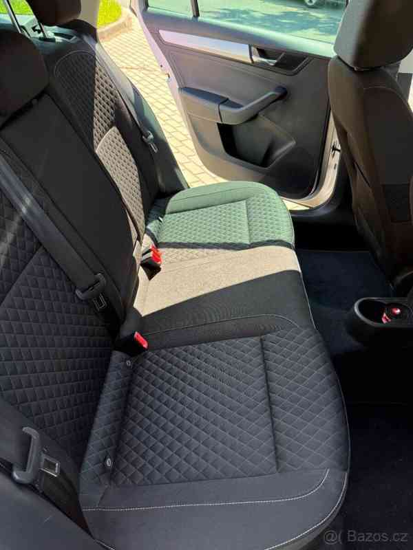 Škoda Rapid TSI Ambition (70 kW) - foto 12