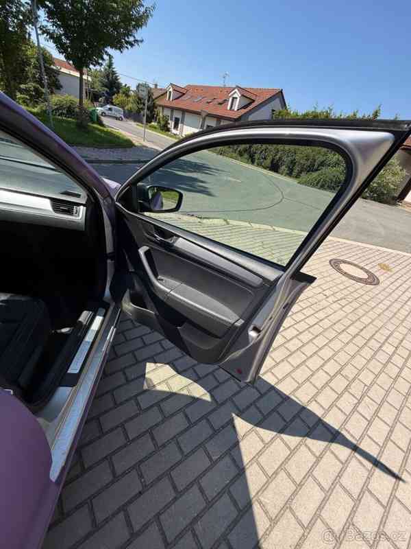 Škoda Rapid TSI Ambition (70 kW) - foto 14