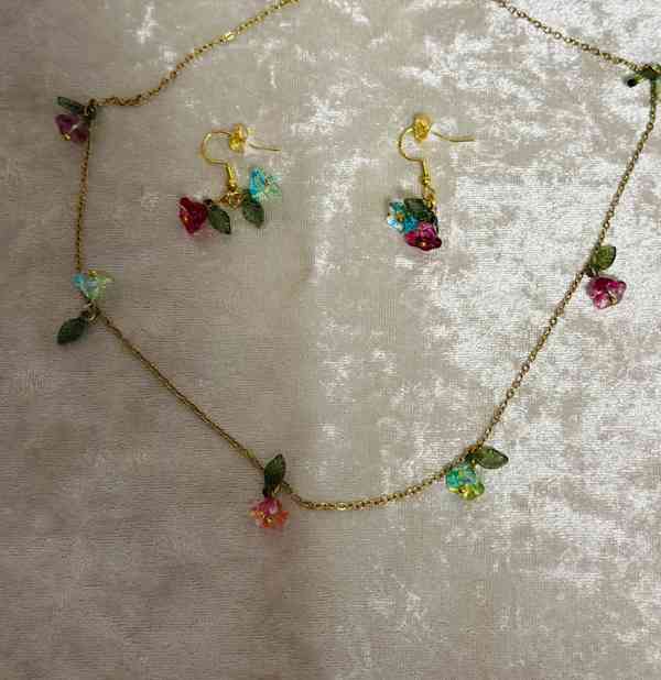 Sada šperků: náhrdelník a náušnice „Kouzelná zahrada“ - foto 4