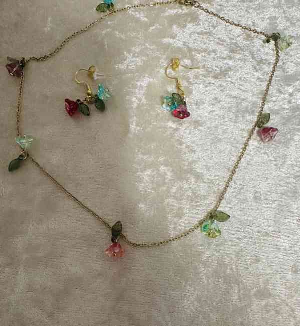 Sada šperků: náhrdelník a náušnice „Kouzelná zahrada“ - foto 5