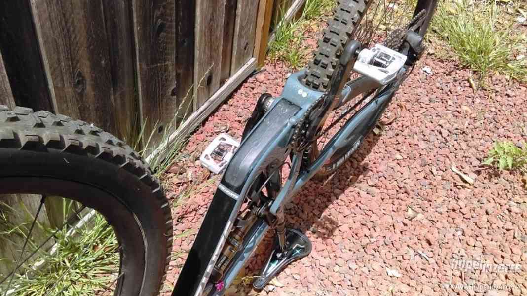 2018 Santa Cruz Hightower LT CC Med i9 - foto 5