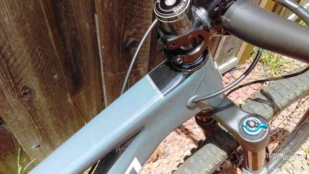 2018 Santa Cruz Hightower LT CC Med i9 - foto 6