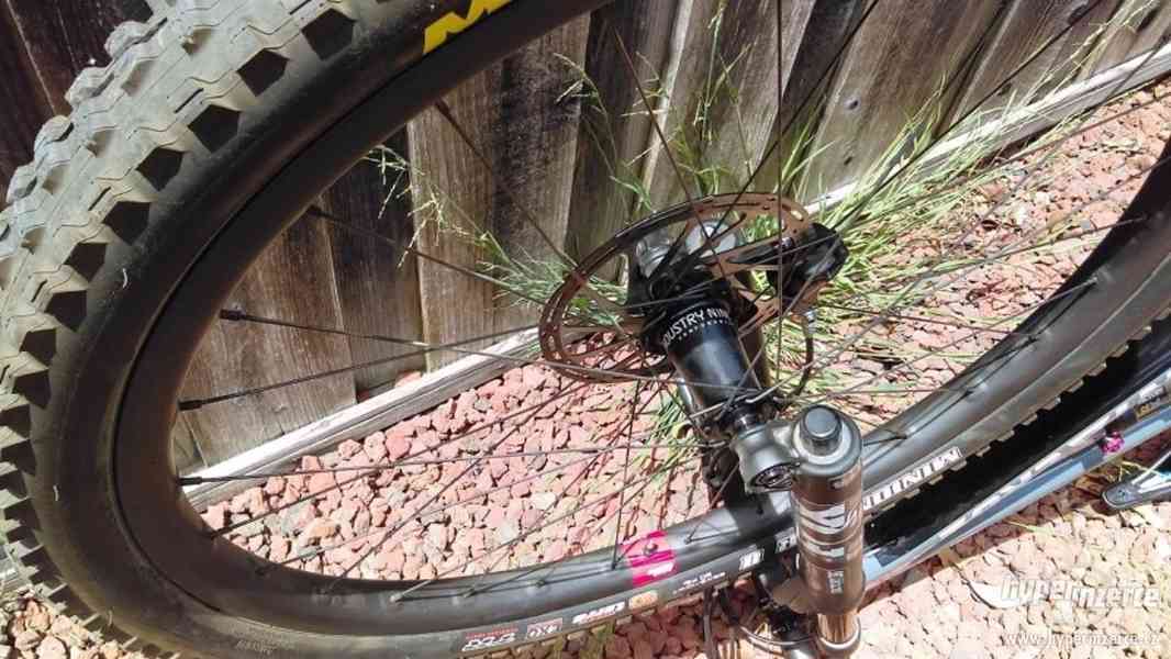 2018 Santa Cruz Hightower LT CC Med i9 - foto 9