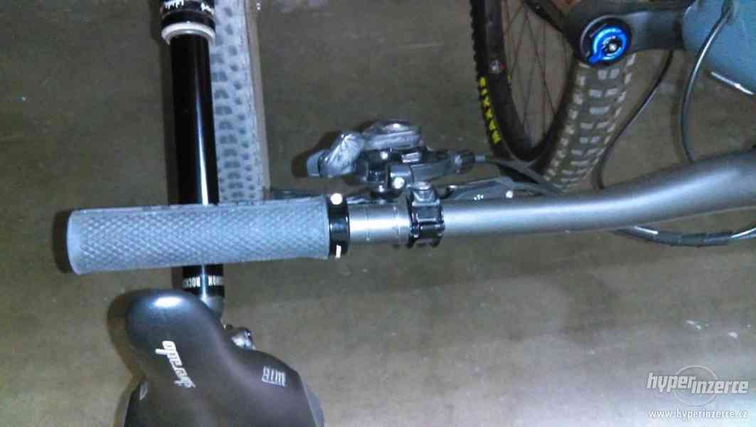2018 Santa Cruz Hightower LT CC Med i9 - foto 11