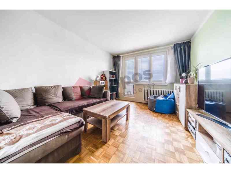 Prodej bytu 3+1 71 m2 v pražských Záběhlicích - foto 1