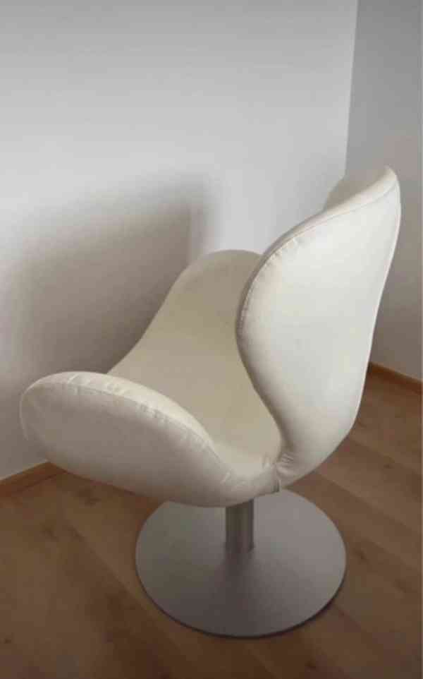 Designové otočné křeslo - foto 3