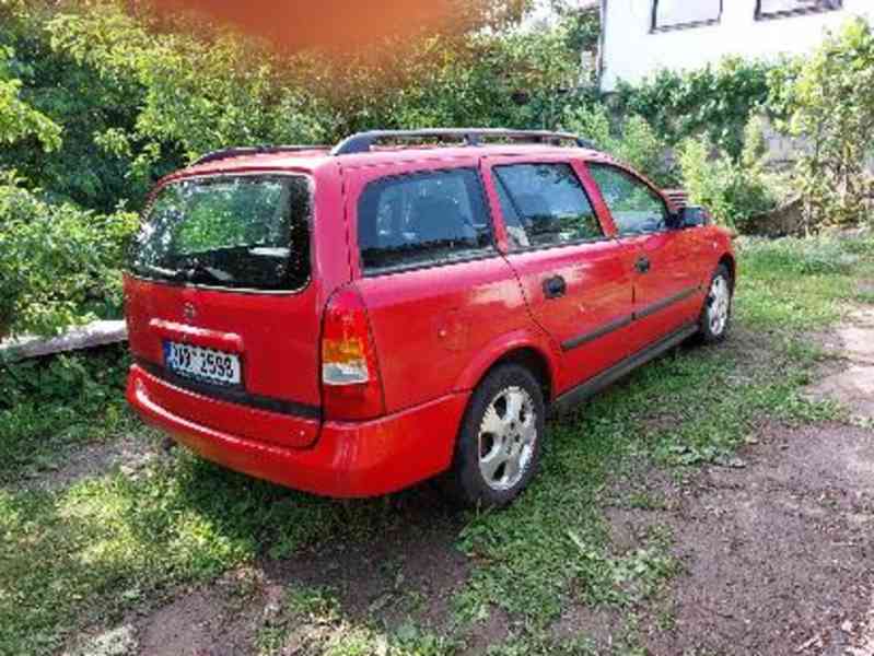 Prodám Opel Astra caravan 1.6i - foto 2