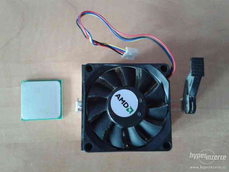 Procesor AMD Athlon 64 X2 4200 + chladič - foto 2
