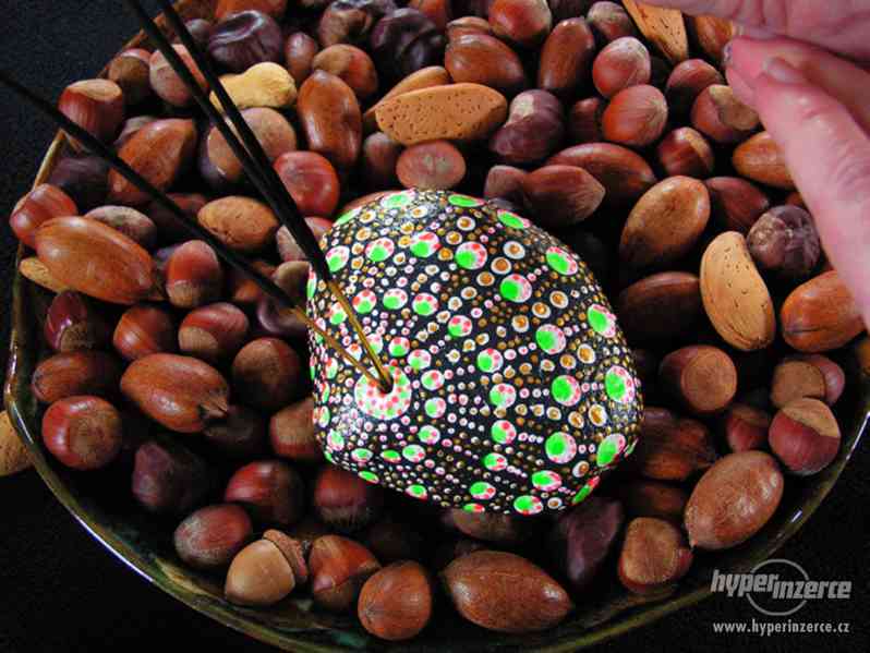 Svítící dekorativní kámen na vonné tyčinky  - foto 5