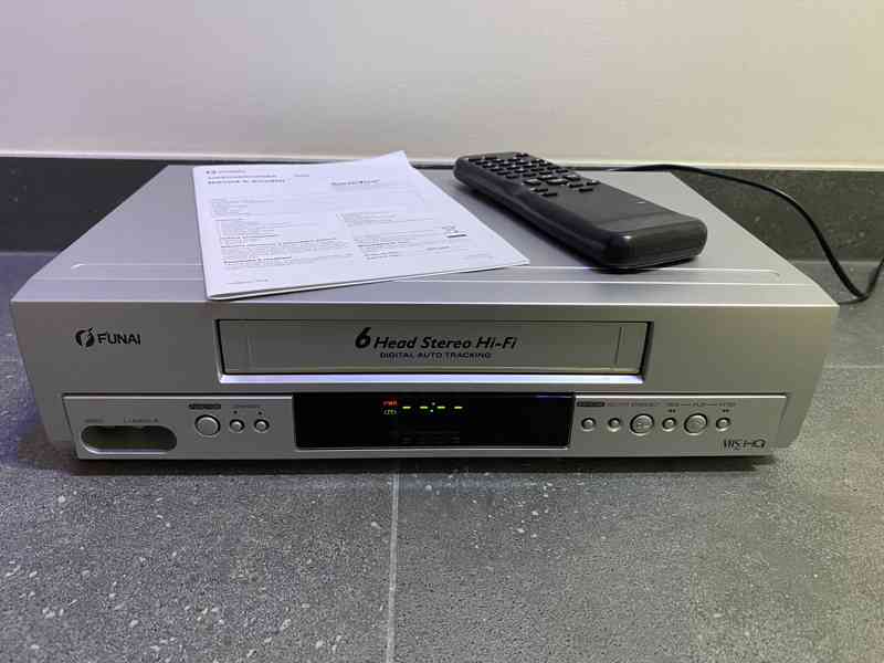 Zánovní videorekordér FUNAI 29D-851 v TOP stavu - foto 1