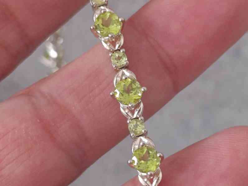 Krásný jemný dámský stříbrný náramek + krabička - foto 6