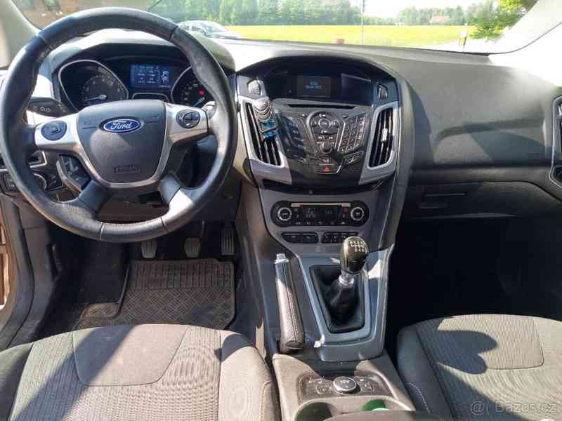 Ford Focus 1,0 Ecoboost - foto 10