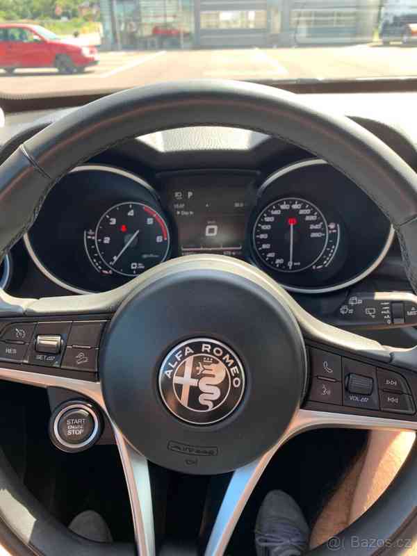 Stelvio 2.2JTDM 154KW nafta  - foto 7