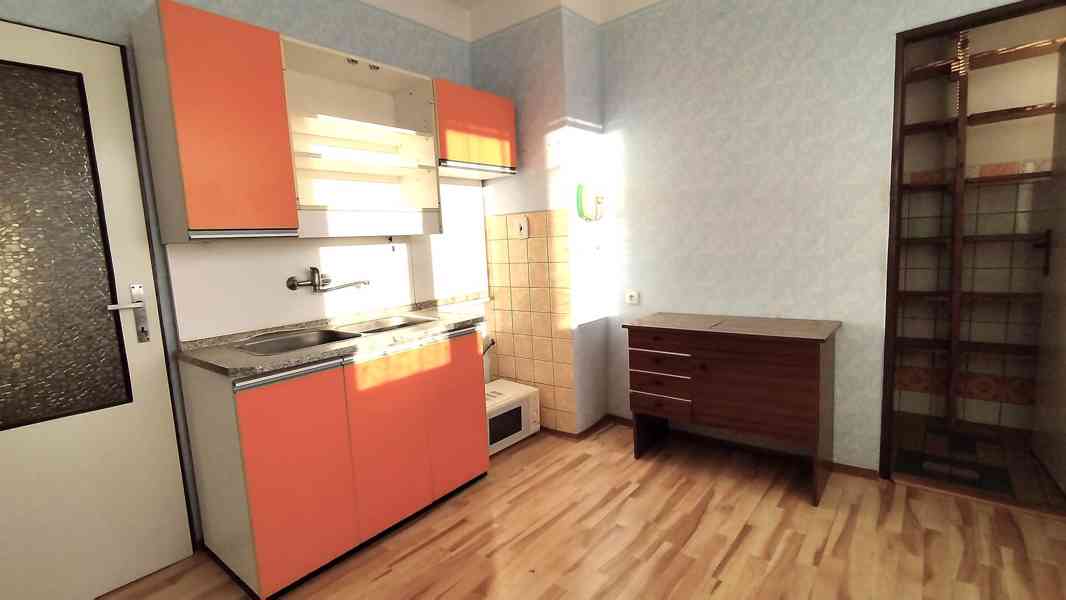 Pronájem dvou bytů 3+1, 88 m2, v RD, Zvěrotice u Soběslavi - foto 8