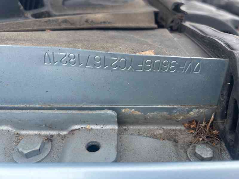 Peugeot 407 1,8 16V 92KW 6FY sedan prodám díly - foto 8