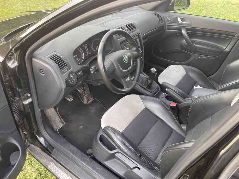 Škoda Octavia 2 TDi 2.0 RS - foto 9