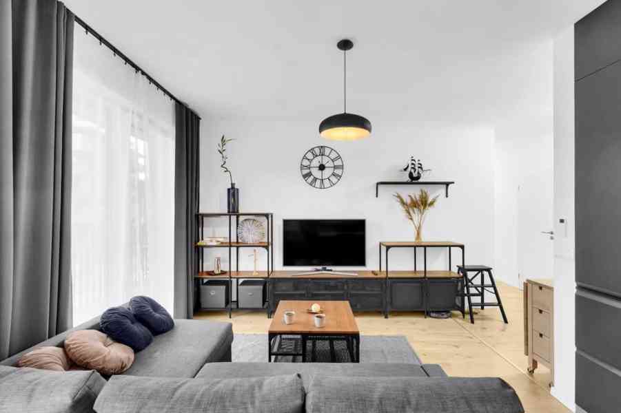 MODERNÍ BYT 3+KK S TERASOU A GARÁŽÍ – PRAHA 10, ZÁBĚHLICE - foto 11