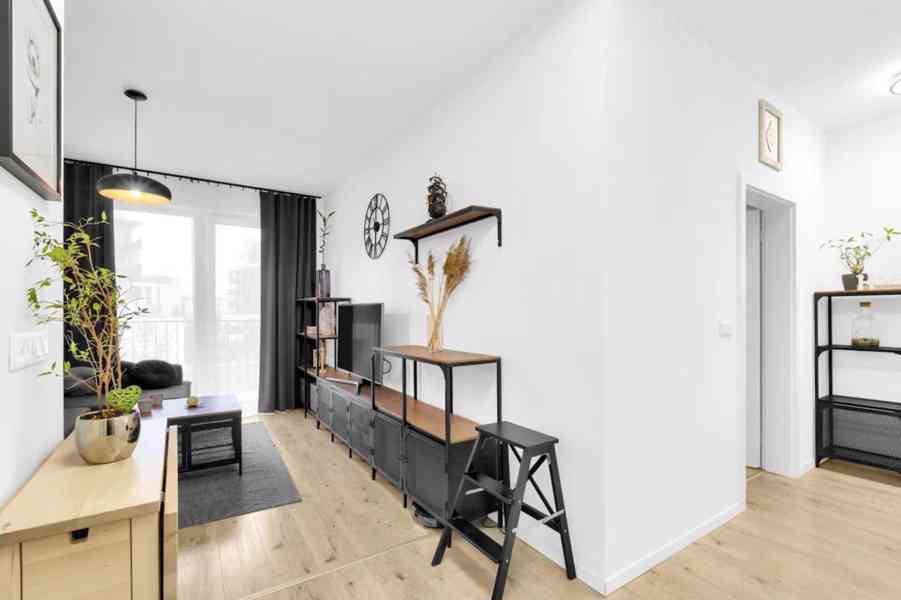 MODERNÍ BYT 3+KK S TERASOU A GARÁŽÍ – PRAHA 10, ZÁBĚHLICE - foto 10