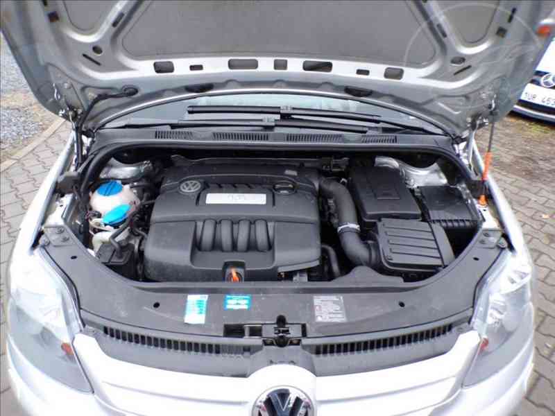 Volkswagen Golf Plus 1,6 MPI - foto 12