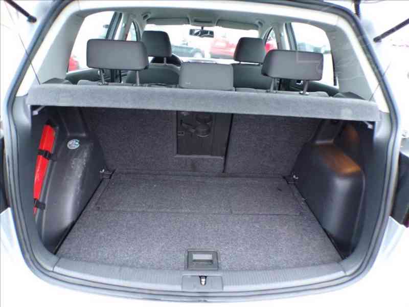 Volkswagen Golf Plus 1,6 MPI - foto 9