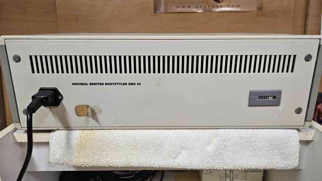 Elektromasážní přístroj Breiter Bodystyler EMG 02 - foto 3