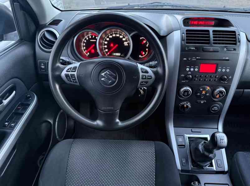 Suzuki Grand Vitara 2.0i Club benzín 103kw - foto 11