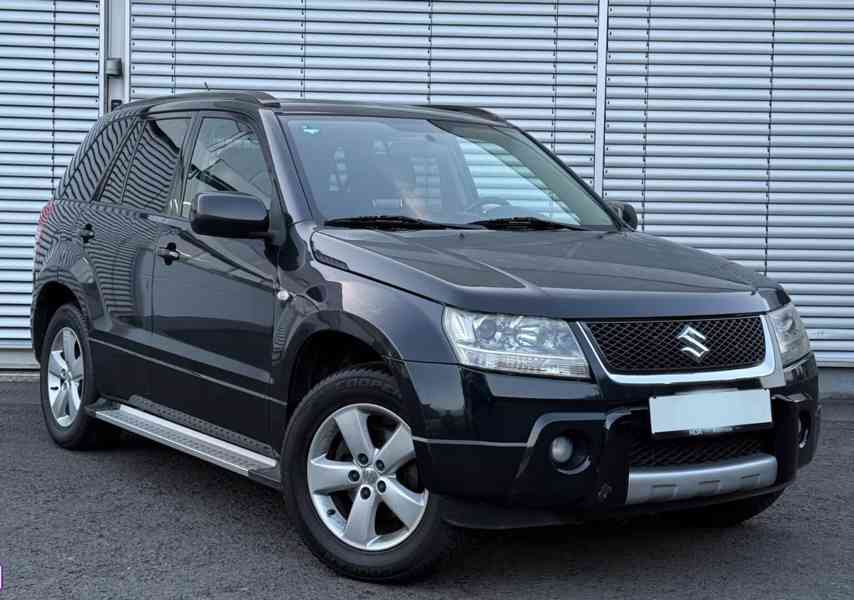 Suzuki Grand Vitara 2.0i Club benzín 103kw - foto 12