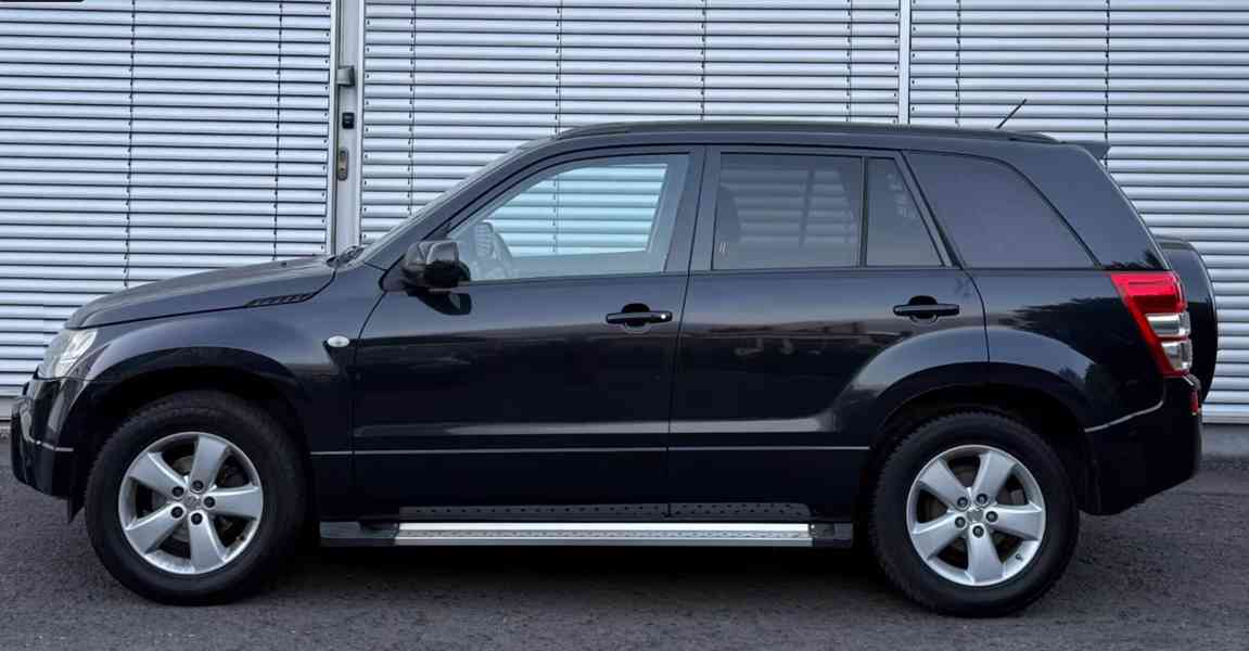 Suzuki Grand Vitara 2.0i Club benzín 103kw - foto 10