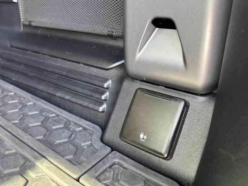 Land Rover Defender 110 V8 P425 X-Dynamic HSE - foto 20