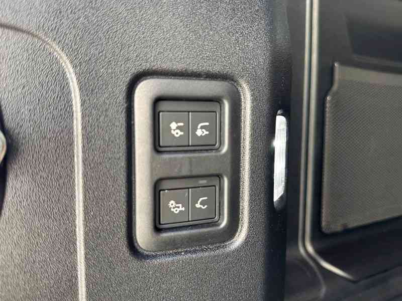 Land Rover Defender 110 V8 P425 X-Dynamic HSE - foto 19