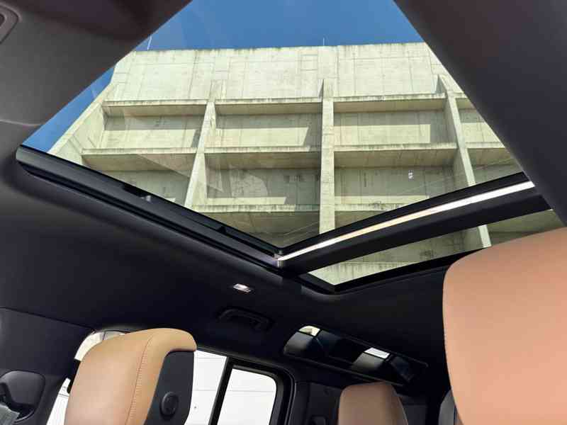 Land Rover Defender 110 V8 P425 X-Dynamic HSE - foto 16