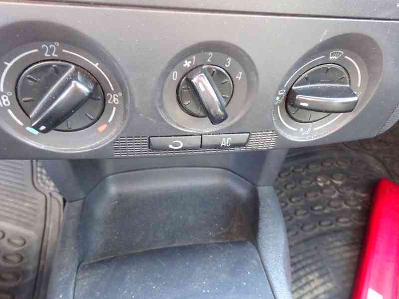 Škoda Fabia 1.4i Combi r.v.2006 (55 KW) STK 8/2025 - foto 7
