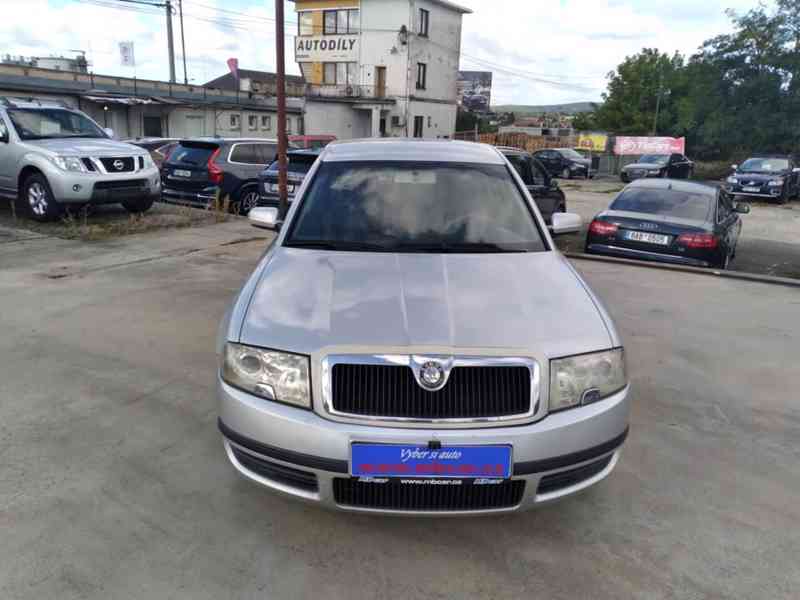 ŠKODA SUPERB 2.0 i 85kW - foto 2