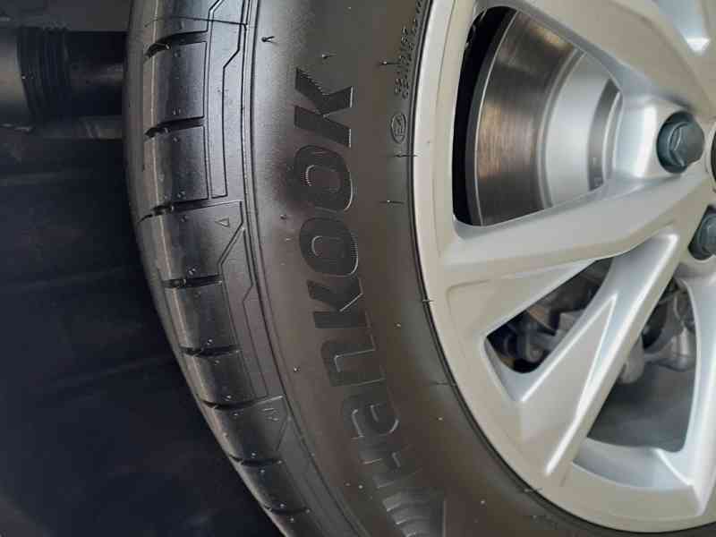 Prodám nové letní pneu Hankook 235/55 R18 - foto 2