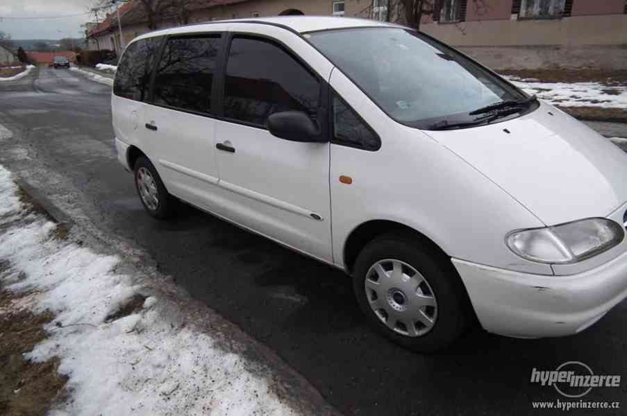 Ford Galaxy 2.8 V6 - foto 2