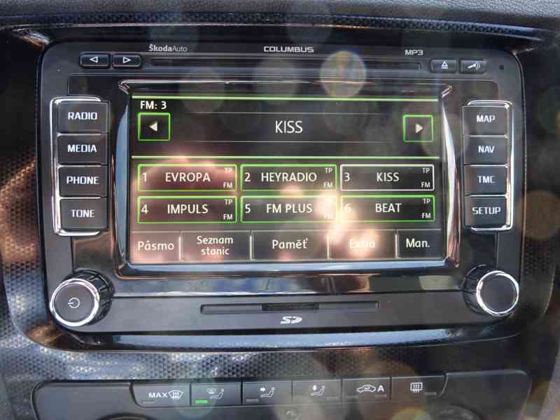 Škoda Octavia 2.0 TDI Combi RS r.v.2012 (125 kw) serviska - foto 8